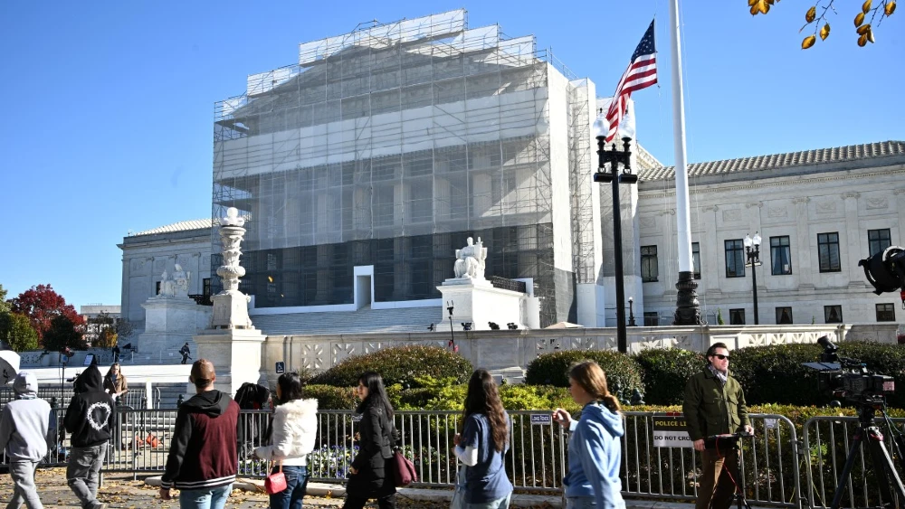 US Supreme Court appears skeptical of Trump tariff legality